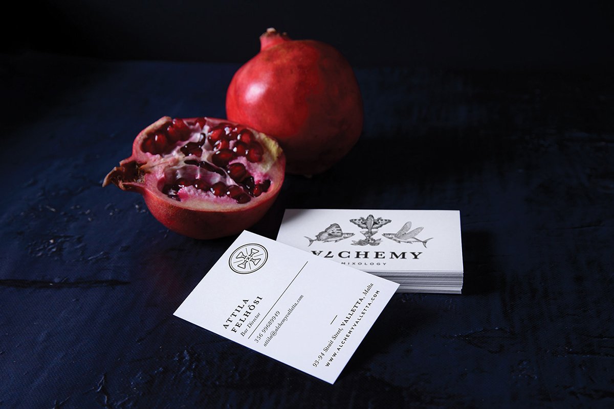 Alchemy Bar雞尾酒酒吧品牌設(shè)計欣賞,酒吧品牌設(shè)計，餐飲品牌設(shè)計，酒吧空間設(shè)計，酒吧品牌策劃，酒吧品牌全案策劃，餐飲品牌策劃，深圳品牌設(shè)計，深圳品牌策劃，深圳品牌全案策劃，深圳品牌形象塑造，深圳包裝設(shè)計，深圳空間設(shè)計，左右格局