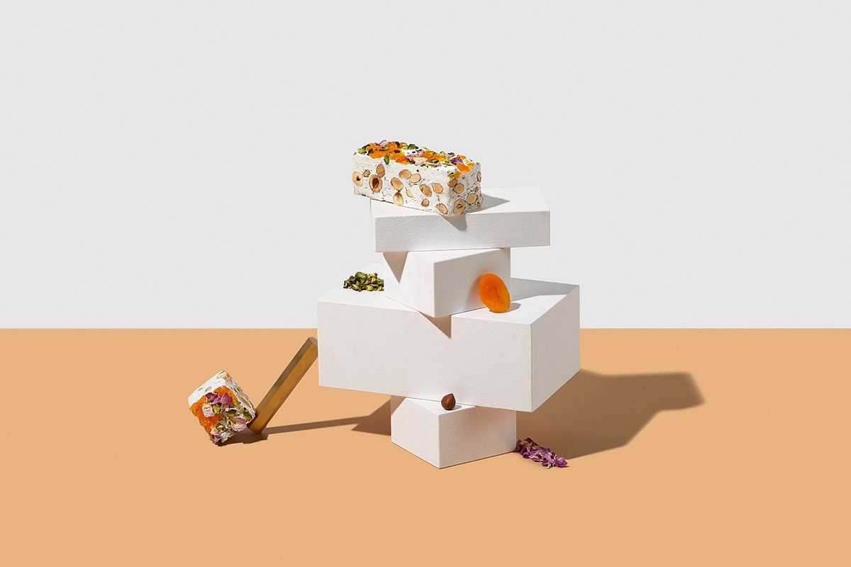 牛扎糖（食品）品牌形象設(shè)計和品牌官網(wǎng)設(shè)計，品牌設(shè)計，品牌形象設(shè)計，品牌官網(wǎng)設(shè)計，食品品牌設(shè)計，牛扎糖品牌，深圳品牌設(shè)計，左右格局