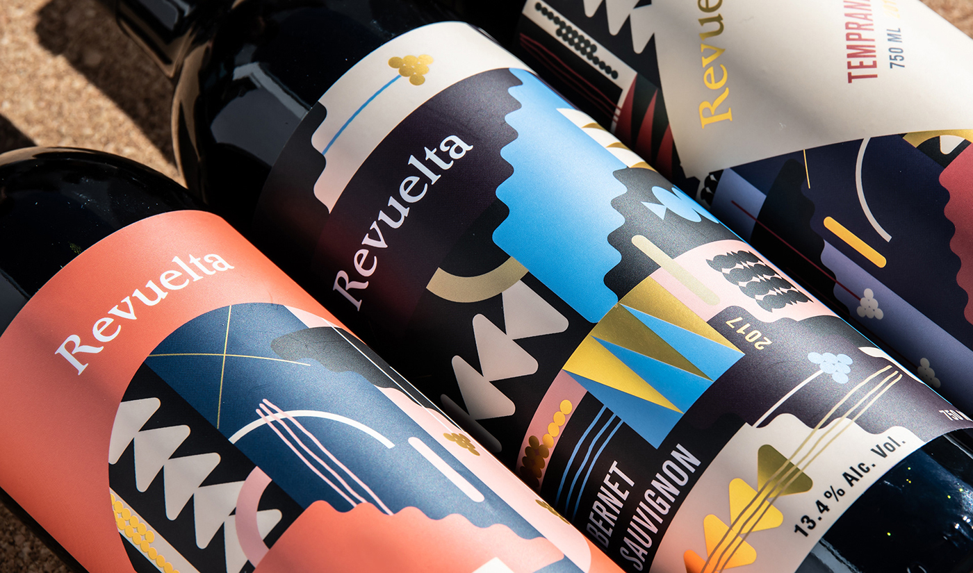Revuelta墨西哥高端葡萄酒品牌形象設(shè)計案例欣賞，餐飲品牌設(shè)計，葡萄酒品牌設(shè)計，品牌設(shè)計公司，深圳品牌設(shè)計，左右格局