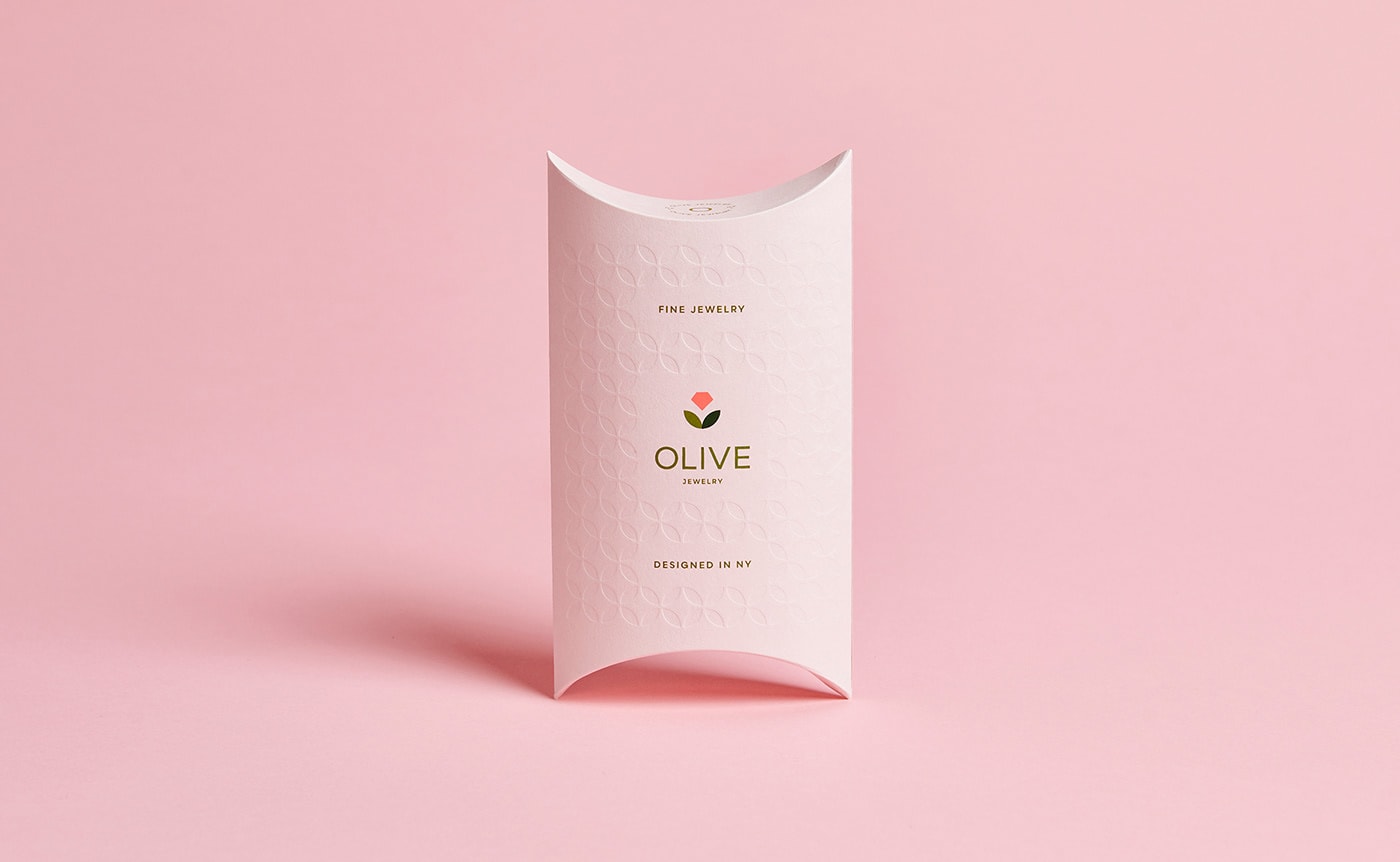 Olive高級奢華珠寶創(chuàng)業(yè)公司品牌戰(zhàn)略定位案例，珠寶品牌設(shè)計，網(wǎng)站設(shè)計，品牌設(shè)計公司，品牌戰(zhàn)略定位，左右格局